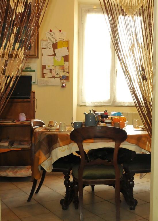 B&B Orti Di Trastevere Rom Exteriör bild
