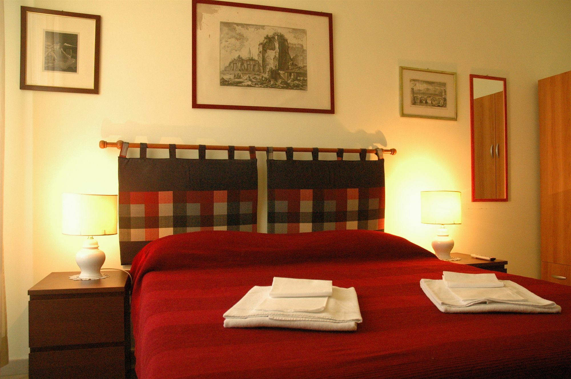 B&B Orti Di Trastevere Rom Exteriör bild
